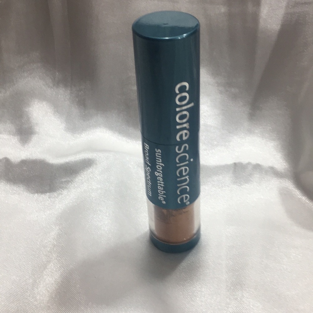 Color science. Sunforgettable. Tan